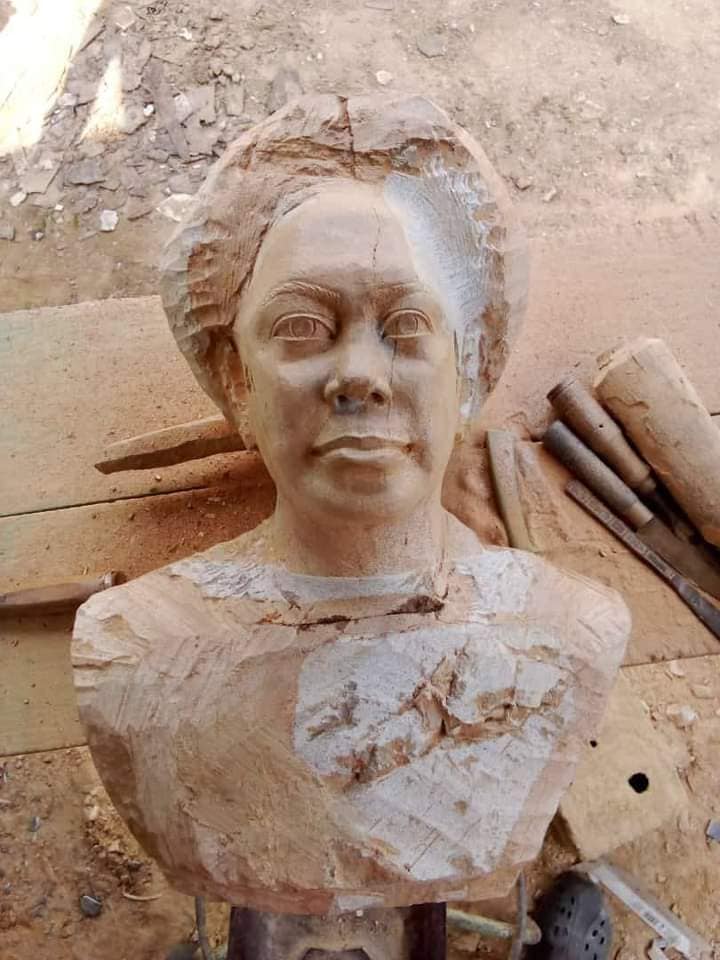 Sculpteur de pierre - Mr Hervé